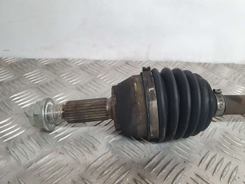 Recambio de transmision delantera derecha para ford fiesta (cb1) trend referencia OEM IAM 8V513B436AAB  