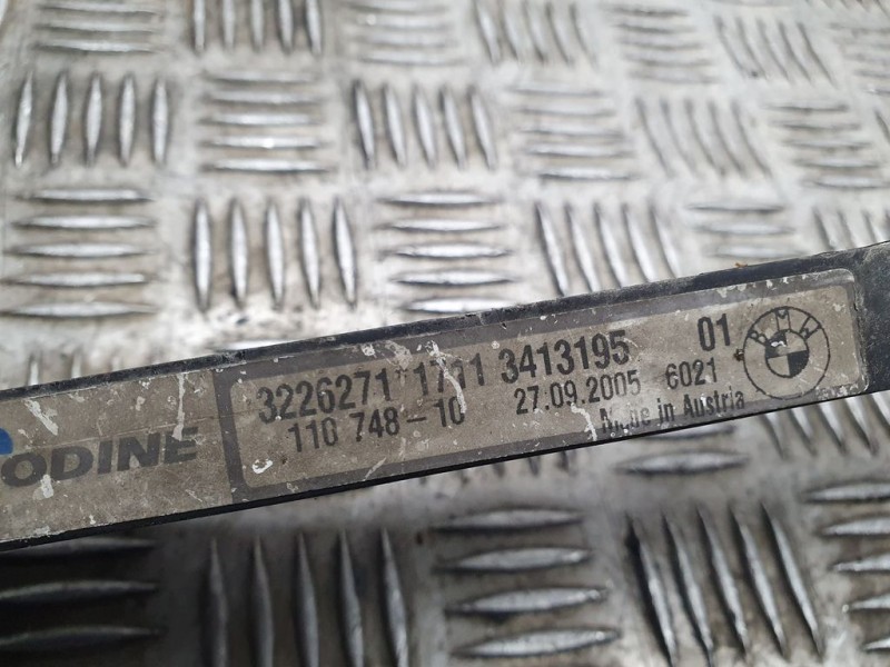 Recambio de radiador aceite para bmw x3 (e83) 2.0d referencia OEM IAM 3226271 17113413195 