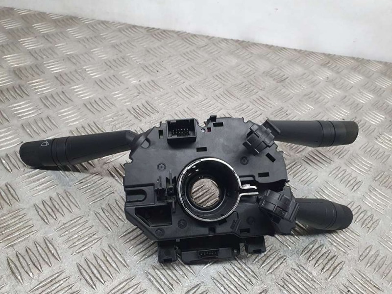 Recambio de mando luces y limpia para iveco daily ka caja cerrada gran espacio 35s... batalla 3300 referencia OEM IAM 0580146498