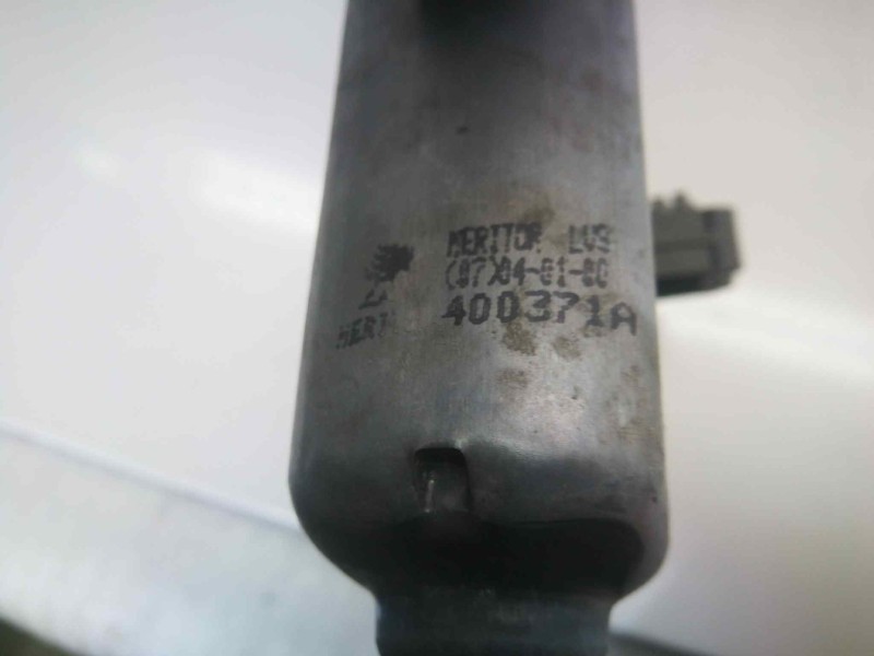 Recambio de elevalunas trasero derecho para renault laguna (b56) referencia OEM IAM  400371A 2 PINS