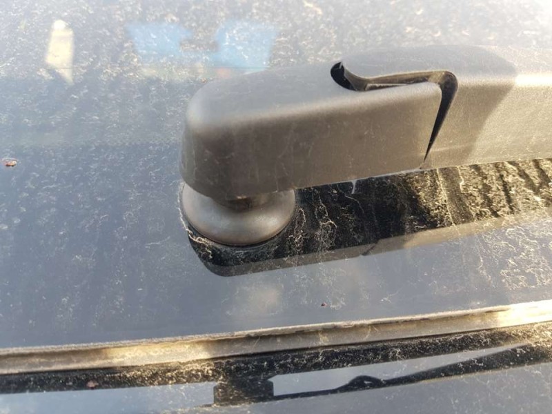 Recambio de motor limpia trasero para peugeot 2008 (p1) allure referencia OEM IAM 9819900080  