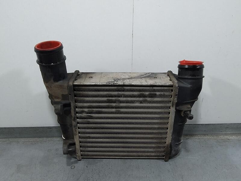 Recambio de intercooler para audi a6 berlina (4b2) 1.9 tdi referencia OEM IAM 8E0145805f 1749787 Modine
