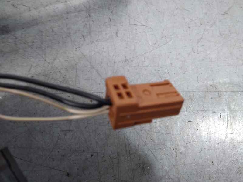 Recambio de retrovisor izquierdo para peugeot 2008 (--.2013) active referencia OEM IAM 232673077  ELECTRICO