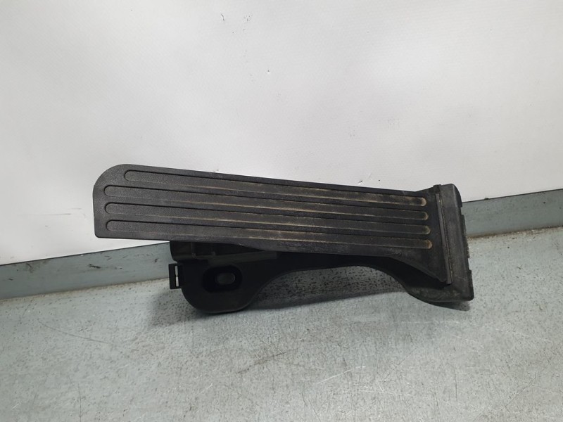 Recambio de potenciometro pedal para volkswagen passat lim. (362) edition bluemotion referencia OEM IAM 1K1721503AB 6PV01049800 
