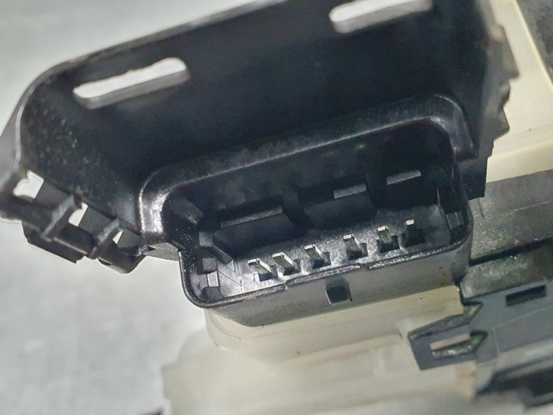 Recambio de cerradura puerta trasera izquierda para citroën c5 aircross feel referencia OEM IAM 16944050  