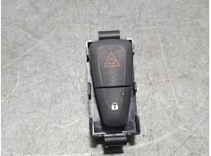 Recambio de warning para dacia sandero comfort referencia OEM IAM 252905668R  