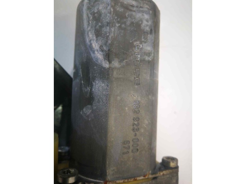 Recambio de elevalunas trasero derecho para renault laguna (b56) referencia OEM IAM 192923000  DOS PINS