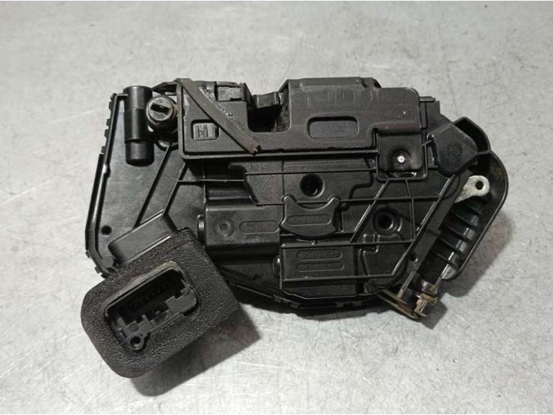 Recambio de cerradura puerta trasera derecha para skoda superb (3v3) active referencia OEM IAM 5TA839016E A046465 ELECTRICA