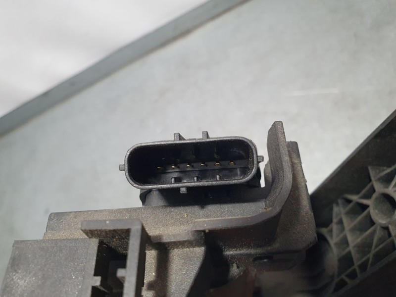 Recambio de potenciometro pedal para volkswagen passat lim. (362) edition bluemotion referencia OEM IAM 1K1721503AB 6PV01049800 