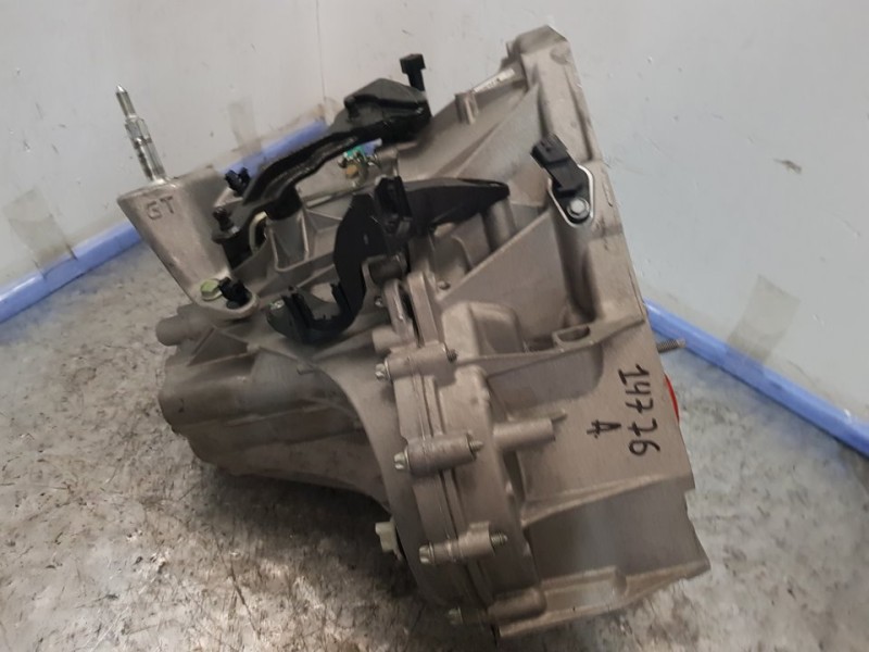 Recambio de caja cambios para nissan qashqai (j11) acenta referencia OEM IAM TL6100 S073803 6VELOCIDADES