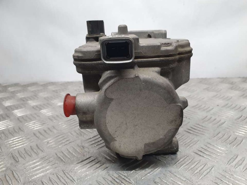 Recambio de compresor aire acondicionado para lexus ct 200h referencia OEM IAM 0422000400 HFC134A DENSO