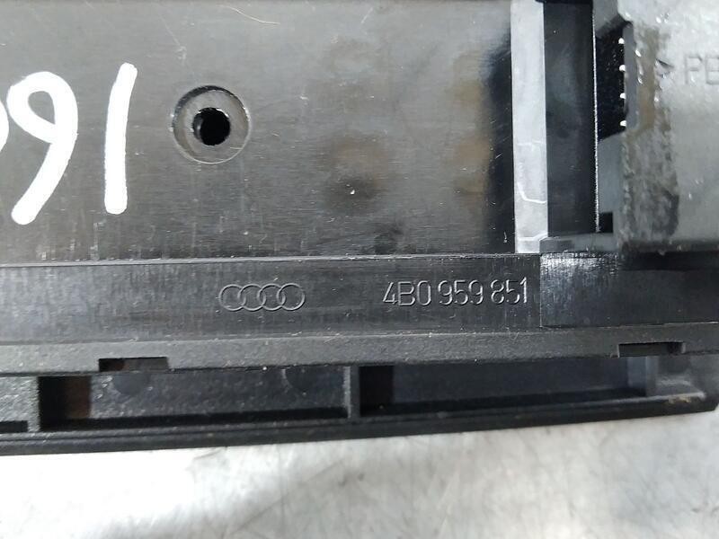 Recambio de mando elevalunas delantero izquierdo para audi a6 berlina (4b2) 1.9 tdi referencia OEM IAM 4B0959851  