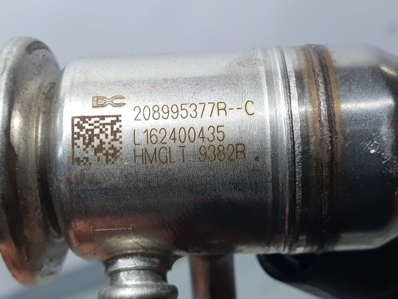 Recambio de inyector adblue para dacia sandero comfort referencia OEM IAM 208995377R L162400435 