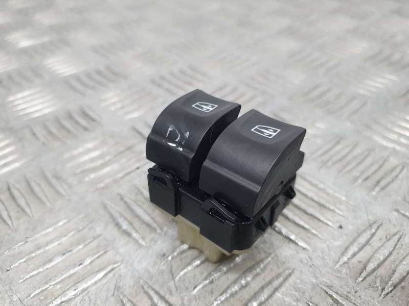 Recambio de mando elevalunas delantero izquierdo para renault clio iv business referencia OEM IAM 254118044R 10023697 