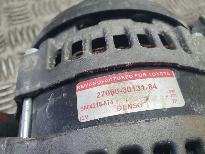 Recambio de alternador para toyota land cruiser (j15) vx referencia OEM IAM 270603013184 9664218874 DENSO