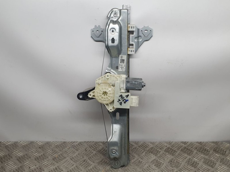 Recambio de elevalunas trasero derecho para nissan qashqai (j11) acenta referencia OEM IAM 82700HV00C C88540402 ELECTRICO