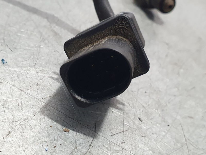 Recambio de sonda lambda para volkswagen passat lim. (362) edition bluemotion referencia OEM IAM 03L906262B  0281004085086