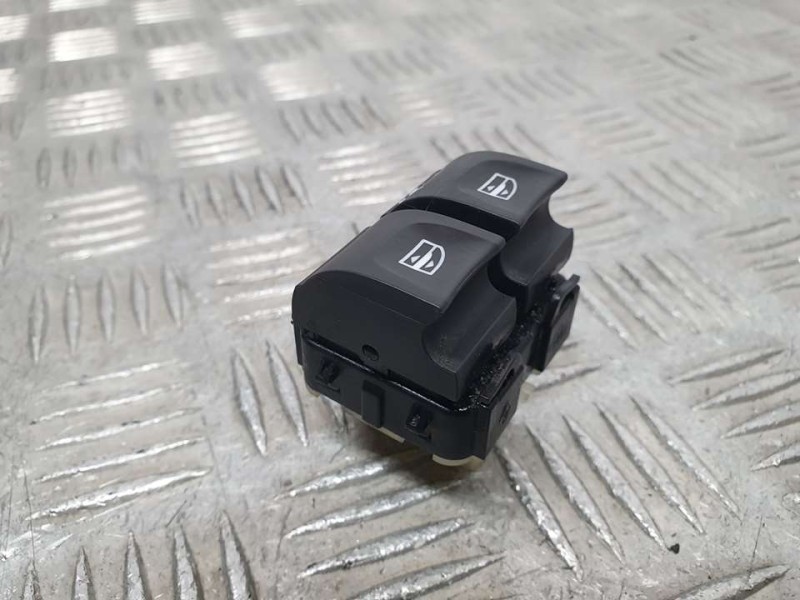 Recambio de mando elevalunas delantero izquierdo para renault clio iv business referencia OEM IAM 254118044R 10023697 