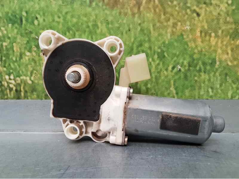 Recambio de motor elevalunas delantero derecho para mercedes-benz clase clk (w209) coupe 270 cdi (209.316) referencia OEM IAM   