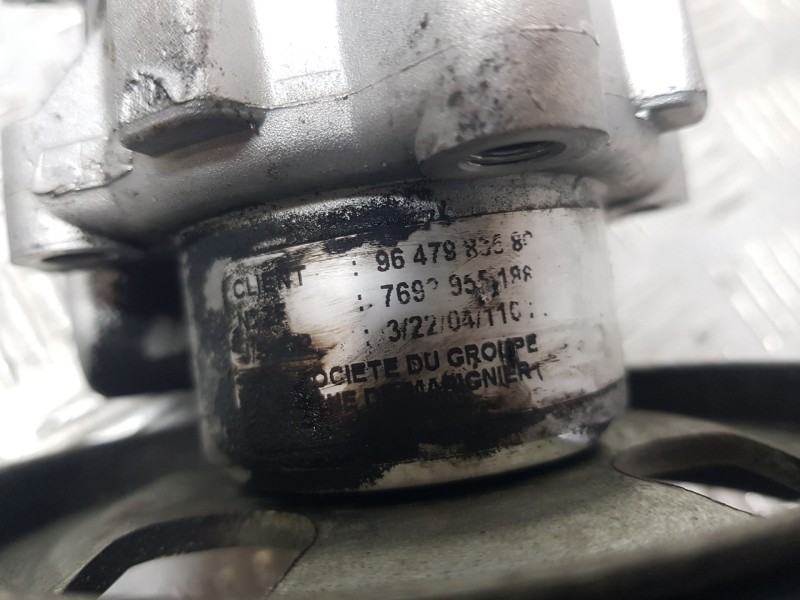 Recambio de bomba direccion para peugeot 807 (eb_) 2.2 hdi referencia OEM IAM 9647880580  