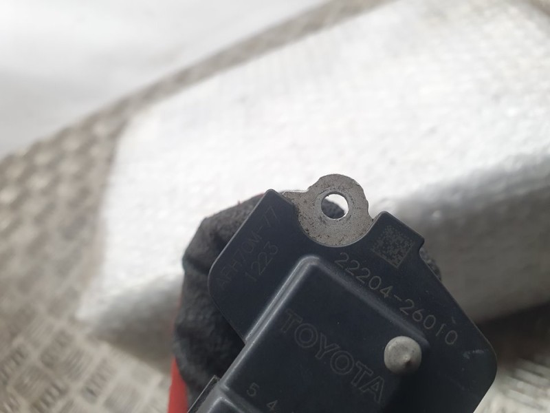 Recambio de caudalimetro para toyota rav 4 (a3) executive referencia OEM IAM 2220426010 AFH70M77 