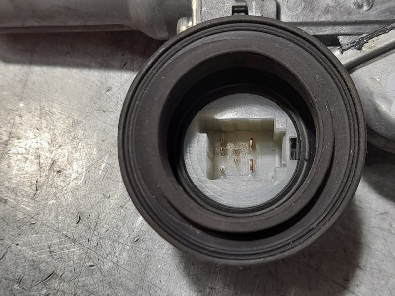 Recambio de elevalunas delantero derecho para lexus ct 200h referencia OEM IAM 6980148050 7 PINS ELECTRICO