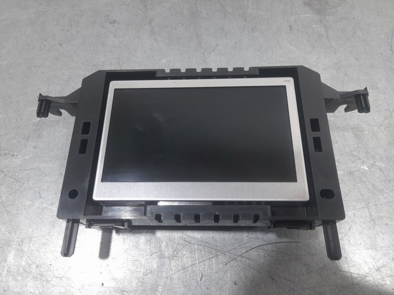 Recambio de pantalla multifuncion para ford focus iii turnier 1.5 tdci referencia OEM IAM F1FT18B955GD  