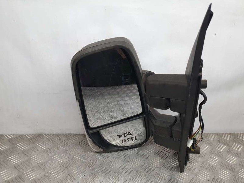 Recambio de retrovisor izquierdo para iveco daily ka caja cerrada gran espacio 35s... batalla 3300 referencia OEM IAM SIN REF  E