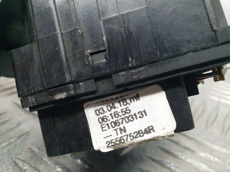 Recambio de mando limpia para renault clio iv business referencia OEM IAM 255675284R E106703131 