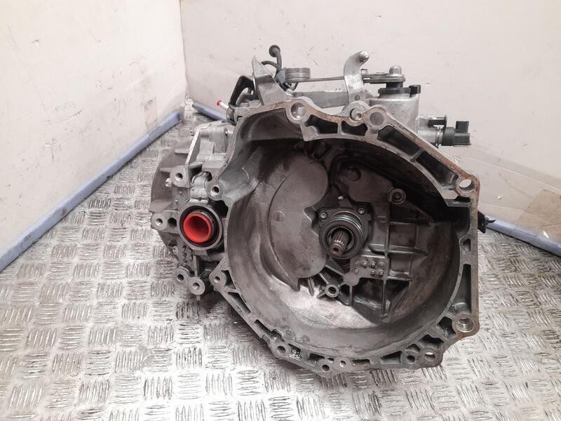 Recambio de caja cambios para opel mokka excellence referencia OEM IAM MR5 55585523 6 VELOCIDADES