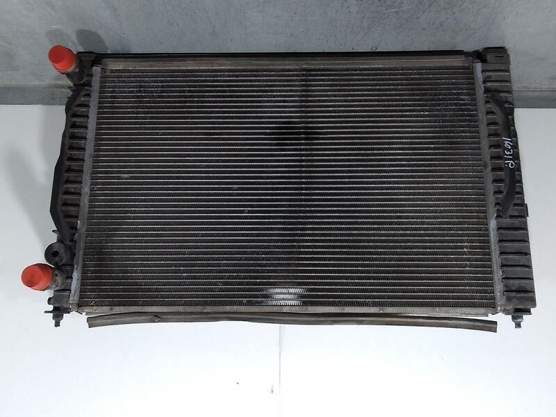 Recambio de radiador agua para audi a6 berlina (4b2) 1.9 tdi referencia OEM IAM 8D0121251P  