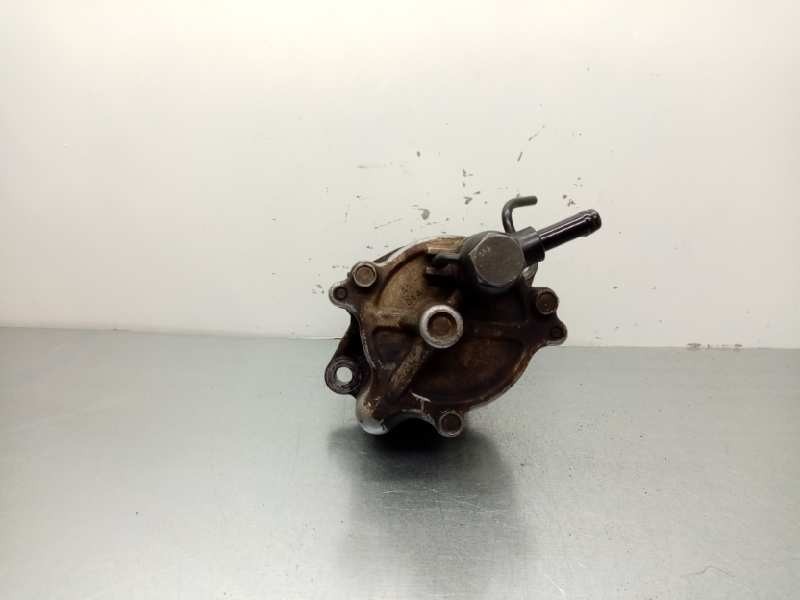 Recambio de depresor freno / bomba vacio para toyota land cruiser (j9) 3.0 turbodiesel referencia OEM IAM   