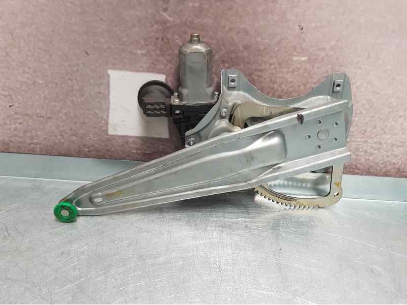Recambio de elevalunas trasero derecho para toyota auris active referencia OEM IAM 857200D120 973581100 ELECTRICO