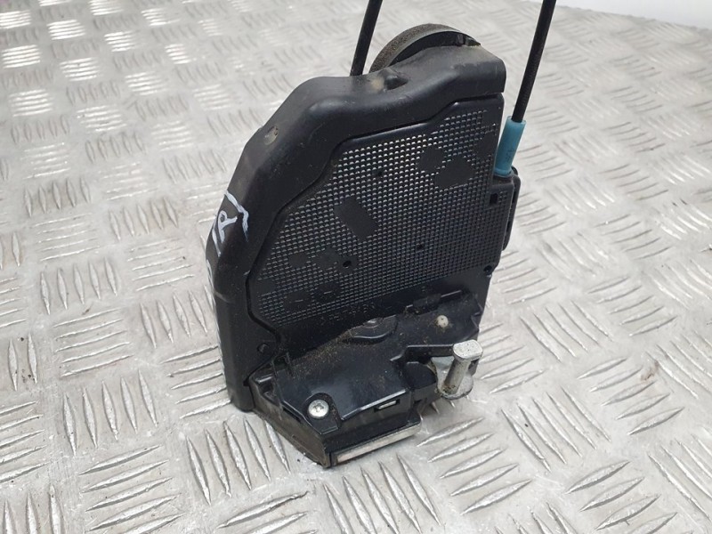 Recambio de cerradura puerta trasera derecha para toyota rav 4 (a3) executive referencia OEM IAM 1060610  