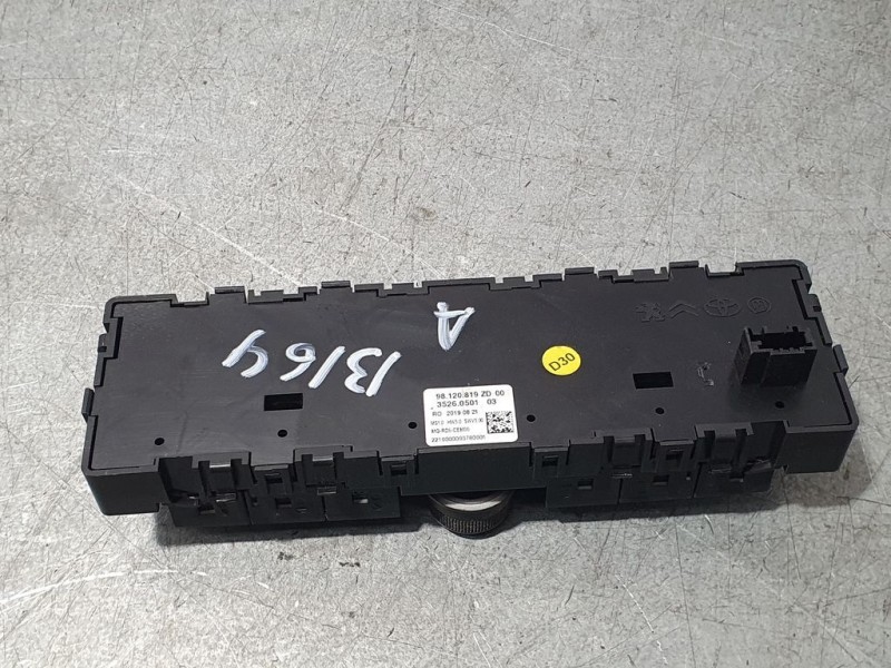 Recambio de mando radio para citroën jumpy furgon control m referencia OEM IAM 98120819ZD 3526050103 