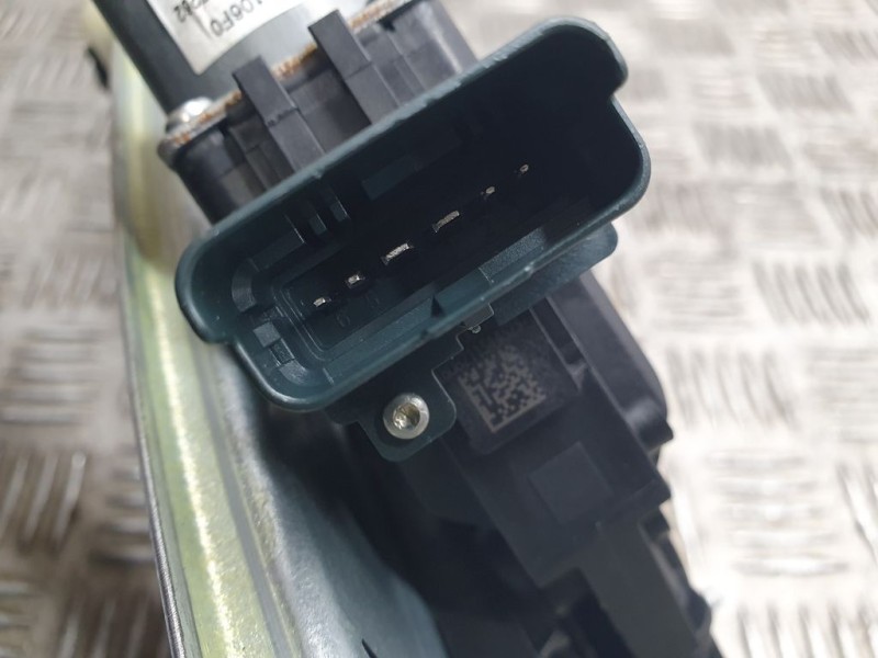 Recambio de elevalunas trasero izquierdo para renault megane iv berlina 5p limited + referencia OEM IAM SIN REF  ELÉCTRICO 6 PIN