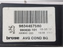 Recambio de motor elevalunas delantero derecho para peugeot 307 (s1) xt referencia OEM IAM 9634457580 990830101 BROSE