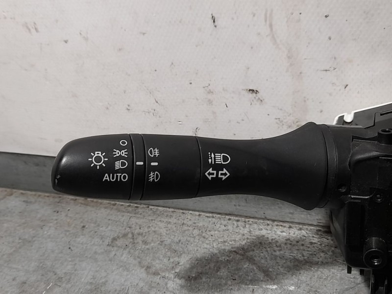 Recambio de mando luces y limpia para nissan qashqai (j11) acenta referencia OEM IAM 265019061  