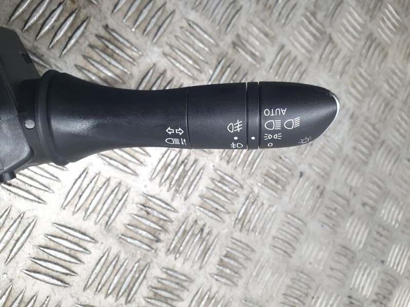 Recambio de mando luces y limpia para renault megane iv berlina 5p limited + referencia OEM IAM 255678341R  