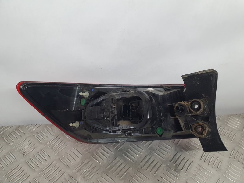 Recambio de piloto trasero derecho para renault clio iv business referencia OEM IAM 265509846R MAKO EXTERIOR