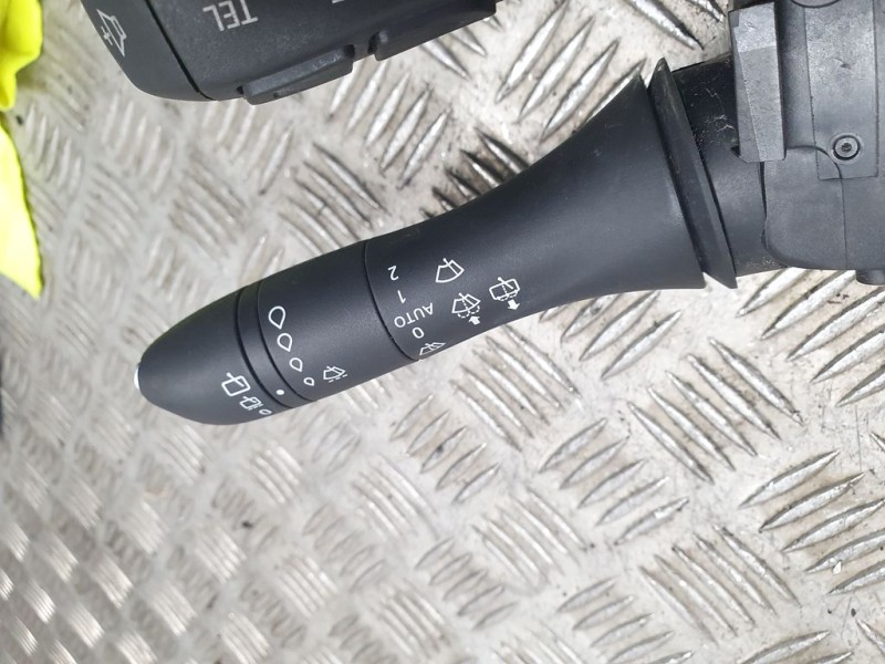 Recambio de mando luces y limpia para renault megane iv berlina 5p limited + referencia OEM IAM 255678341R  