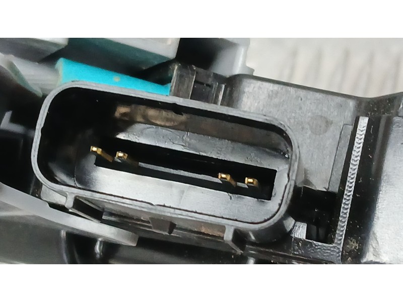 Recambio de cerradura puerta trasera derecha para hyundai bayon (bc3) 1.2 mpi referencia OEM IAM 81420Q0400  