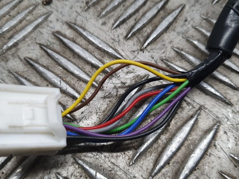 Recambio de retrovisor izquierdo para nissan qashqai (j11) acenta referencia OEM IAM 96302HV51A S/CARCASA TRASERA 9 CABLES 