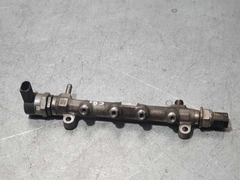 Recambio de rampa inyectora para seat leon (5f1) 2.0 tdi referencia OEM IAM 04L089D 0248349 