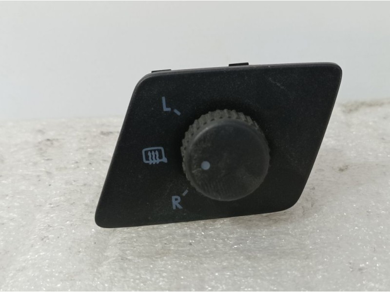 Recambio de mando retrovisor para volkswagen polo (9n3) referencia OEM IAM 6Q1959565H  