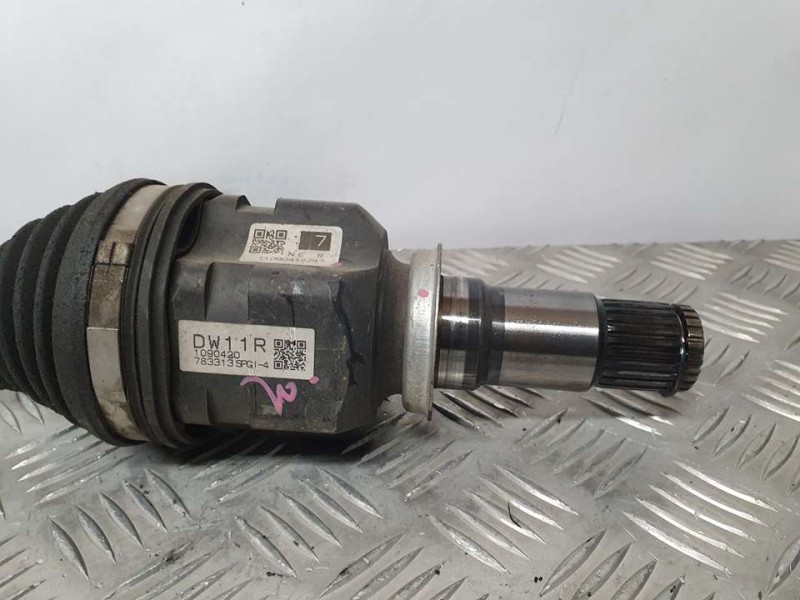 Recambio de transmision delantera derecha para lexus ct 200h referencia OEM IAM 783313SPGI  