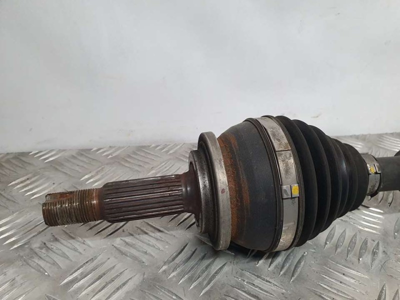 Recambio de transmision delantera derecha para lexus ct 200h referencia OEM IAM 783313SPGI  