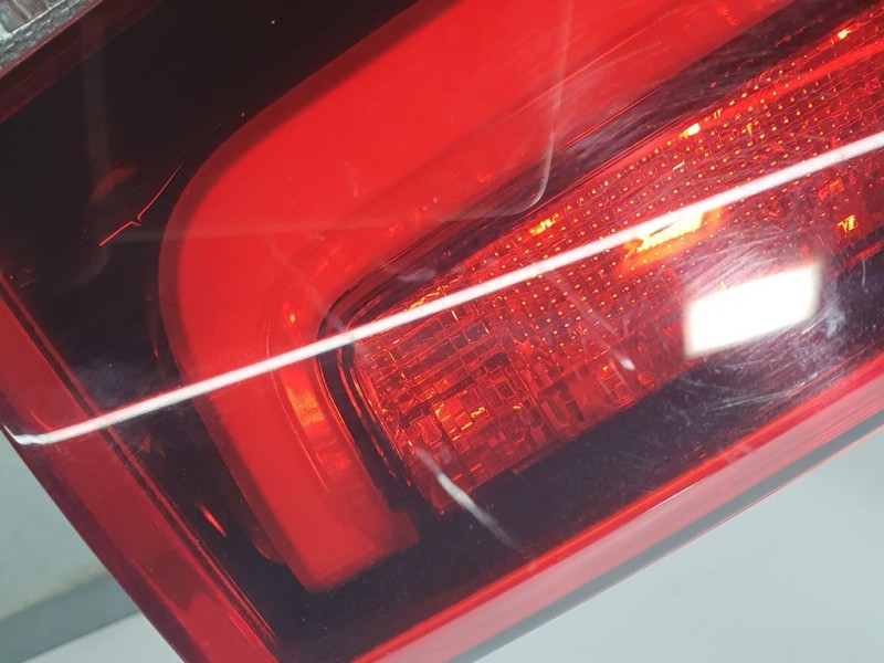 Recambio de piloto trasero derecho para citroën c4 cactus live referencia OEM IAM 9821352180 90120850 VALEO INTERIOR ROZADO