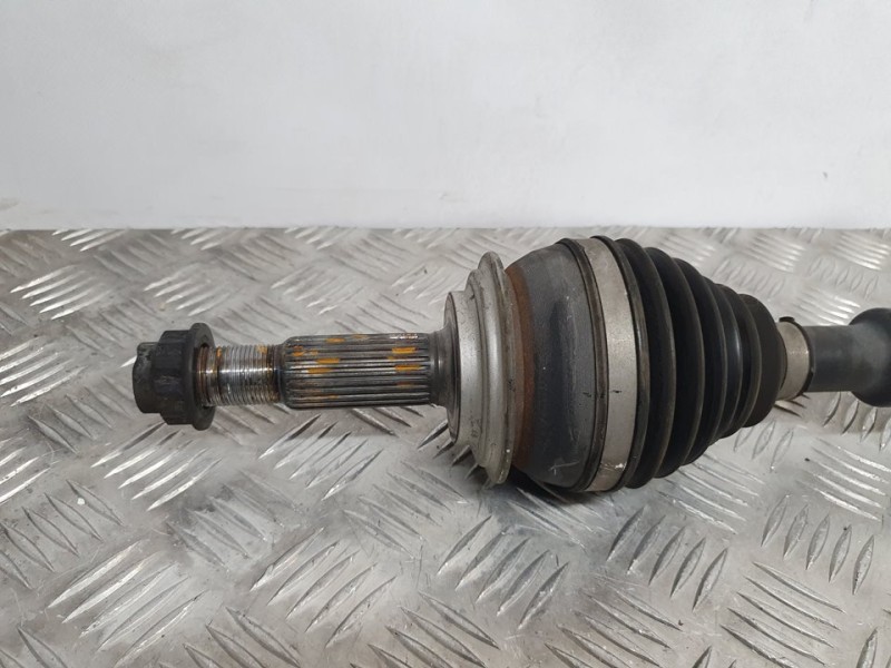 Recambio de transmision delantera derecha para toyota prius+ advance referencia OEM IAM SIN REF  