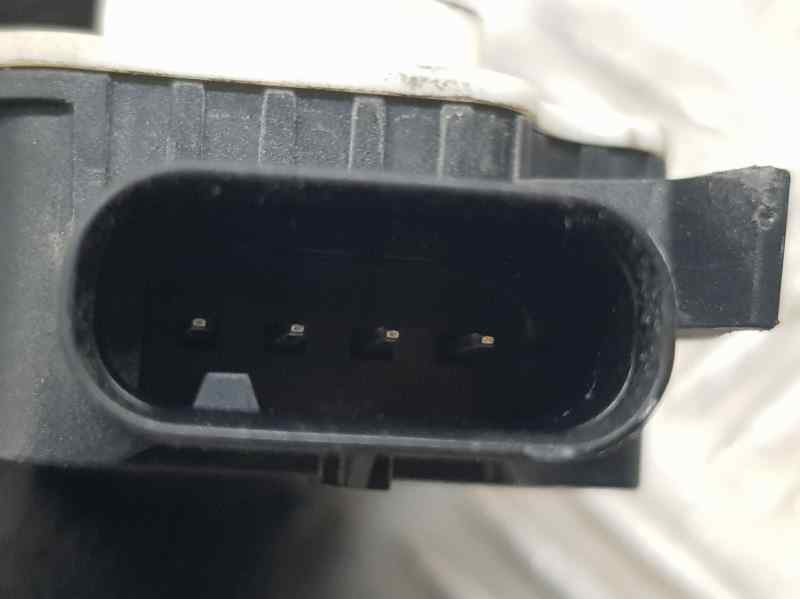 Recambio de motor apertura trampillas climatizador para peugeot 2008 (p1) allure referencia OEM IAM 5877R1001  